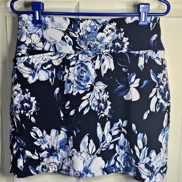 S.C. & Co Navy Floral Tummy Control Skort – Mini Skirt Shorts, Ladies Size M - Picture 1 of 8